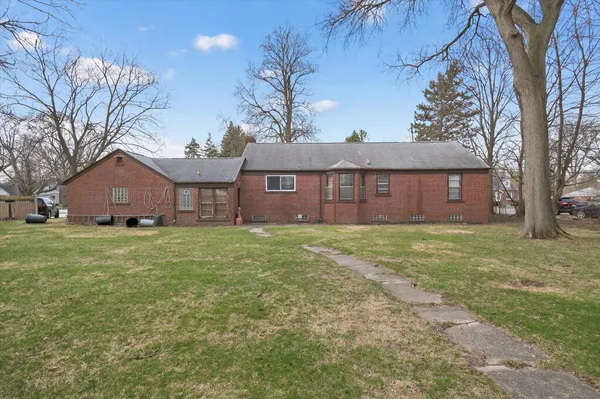 $250,000 | 18759 Huntington Avenue, Harper Woods, MI 48225