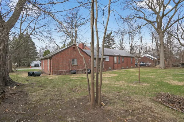 $250,000 | 18759 Huntington Avenue, Harper Woods, MI 48225