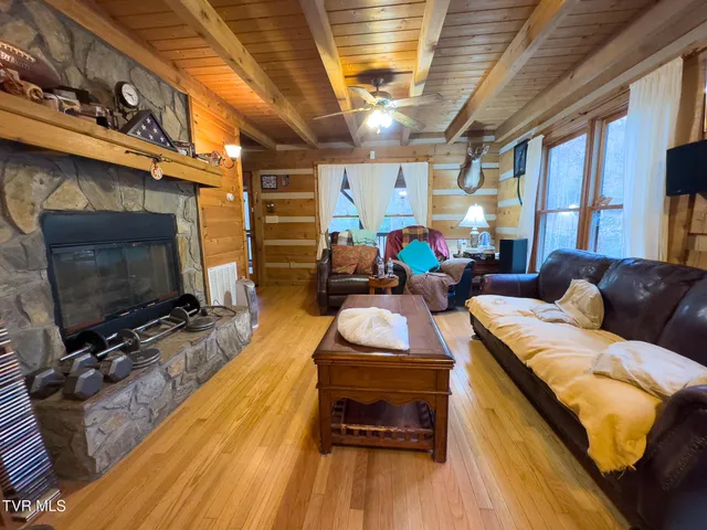 $375,000 | 930 Preserve Way, Mountain City, TN 37683