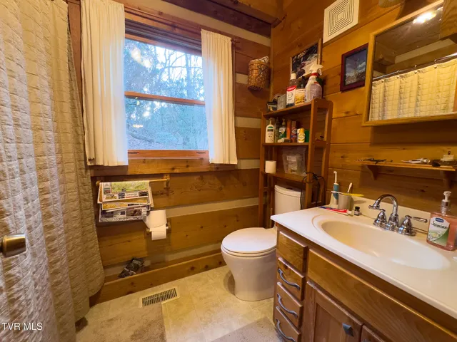 $375,000 | 930 Preserve Way, Mountain City, TN 37683