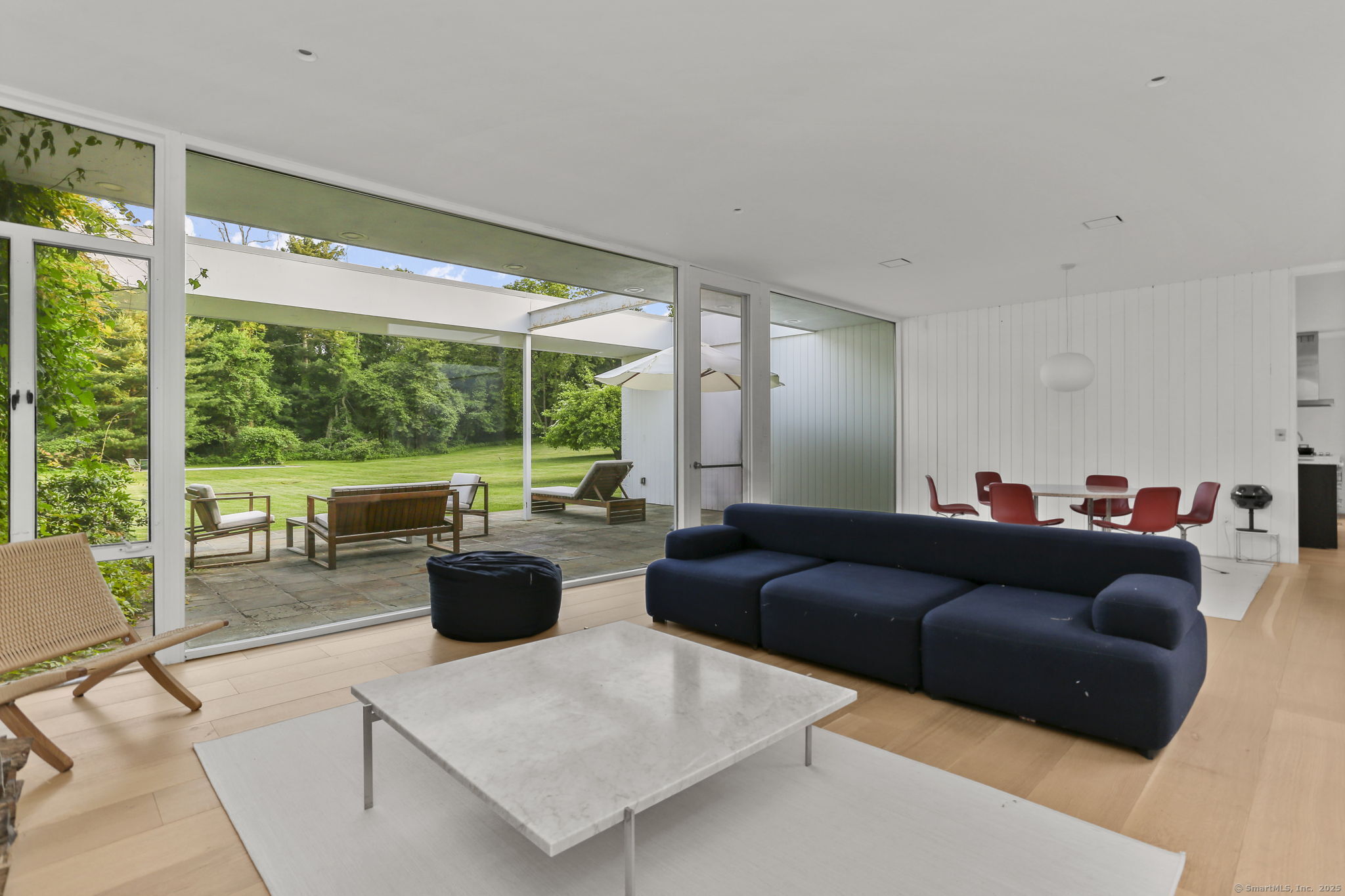 90 Lambert Road New Canaan, CT 06840 - Photo 3 of 35