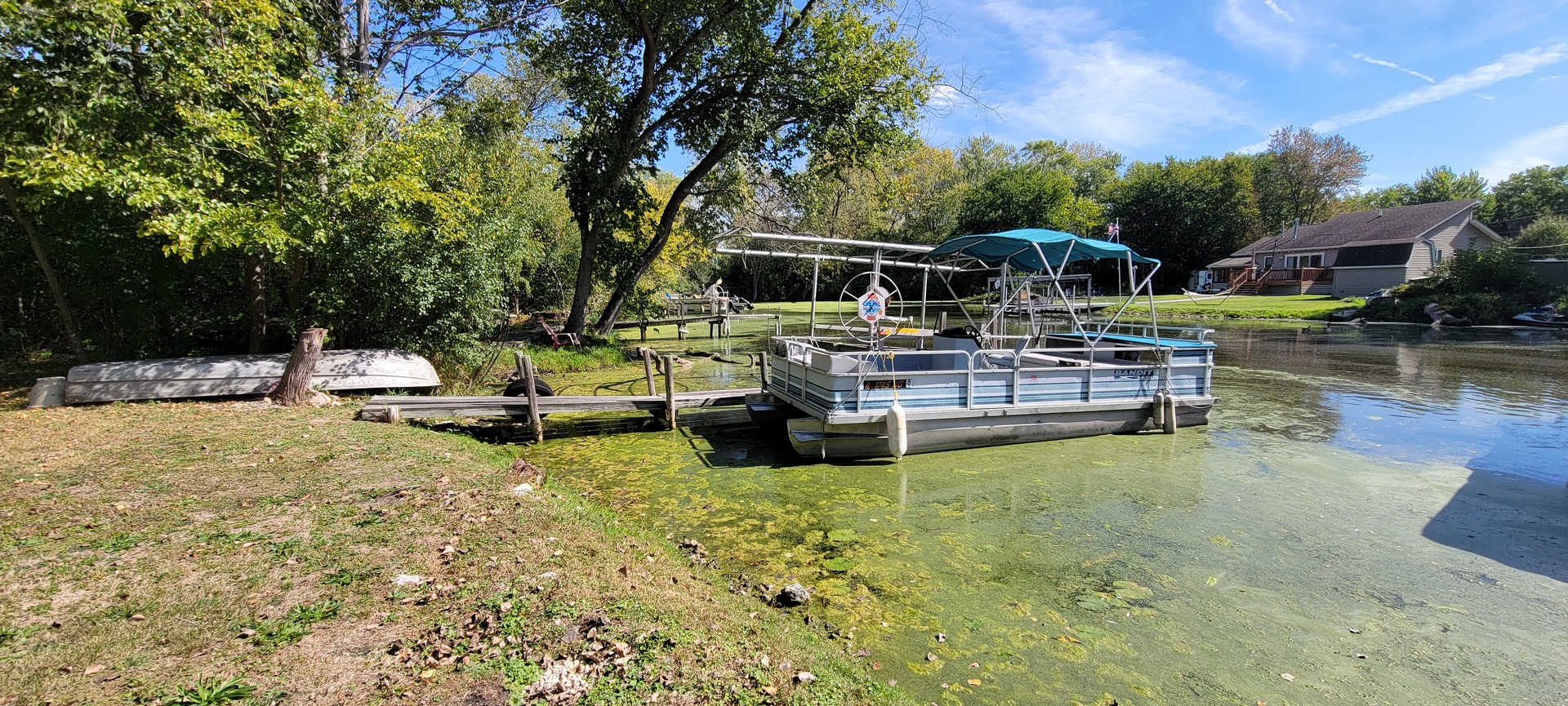 411 Kings Road Fox Lake, IL 60020 - Photo 2 of 18