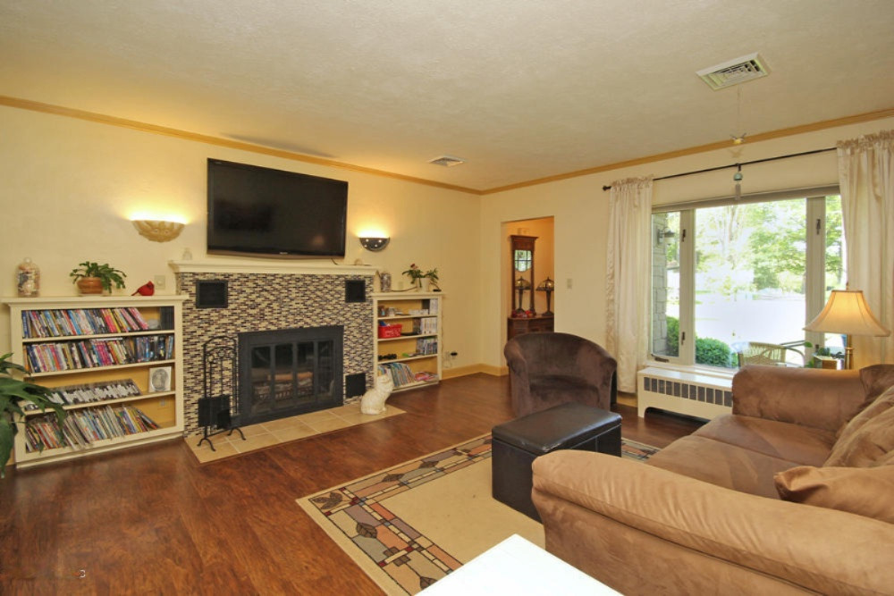 15629 Portage Road Vicksburg, MI 49097 - Photo 8 of 23 15629 Portage Rd-7