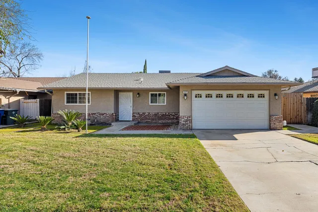 $399,950 | 1427 Pierce Drive, Clovis, CA 93612