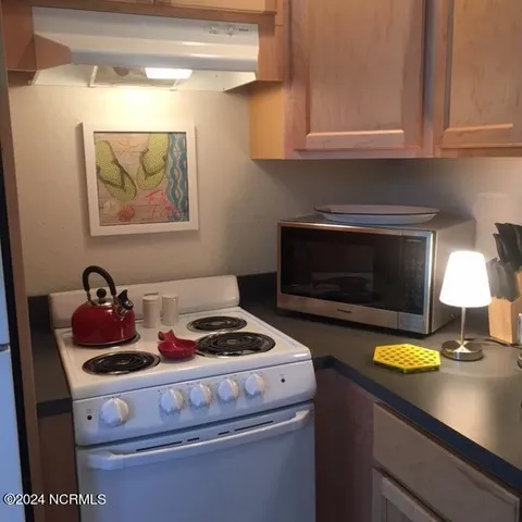 $1,700 | 130 Sunset Lane, Beaufort, NC 28516