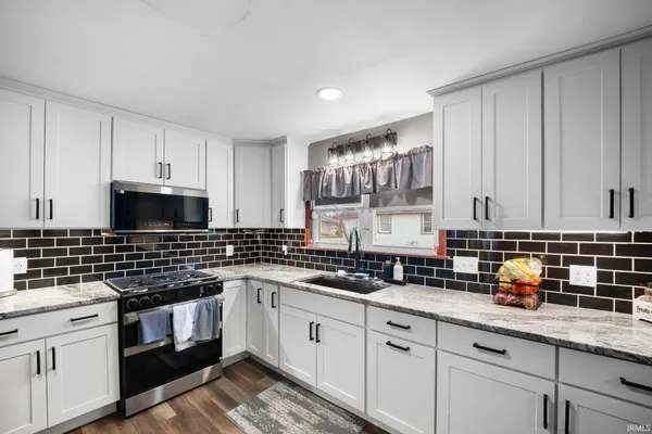 $249,900 | 1159 Myrtle Avenue, Frankfort, IN 46041