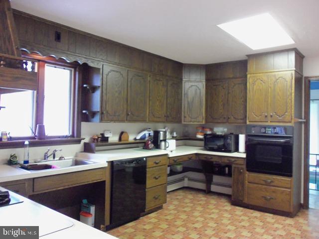 33 Pinewood Avenue Lititz, PA 17543 - Photo 6 of 16