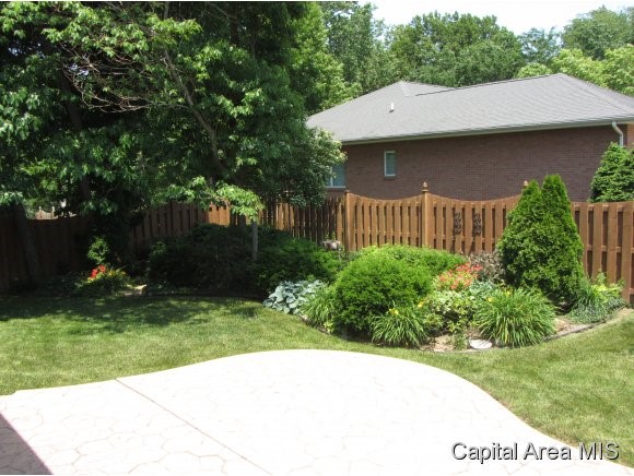 1208 Ravenswood Road Springfield, IL 62711 - Photo 22 of 23