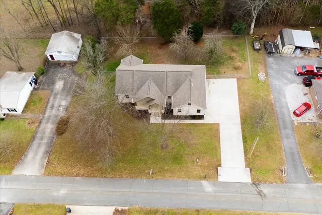 $384,500 | 105 Lakeview Drive, Decherd, TN 37324