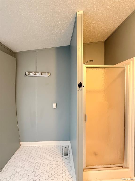 7033 East Mt Morris Road Mount Morris, MI 48458 - Photo 13 of 20