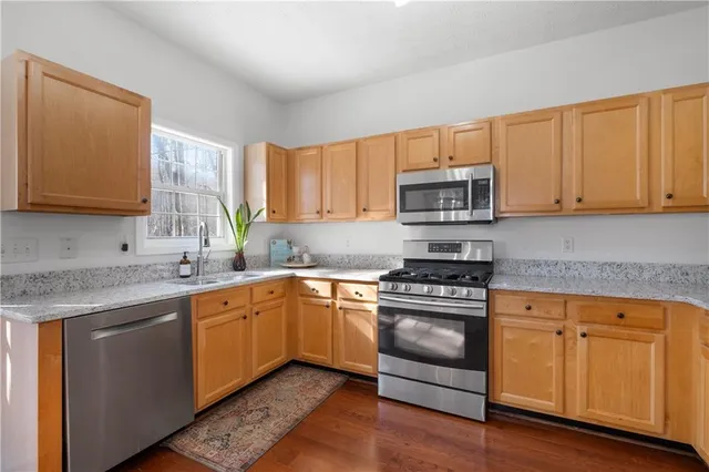 $520,000 | 305 Penfield Circle, Sugar Hill, GA 30518