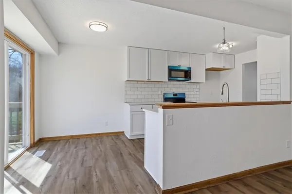 $325,000 | 7829 North Garfield Avenue, Kansas City, MO 64118