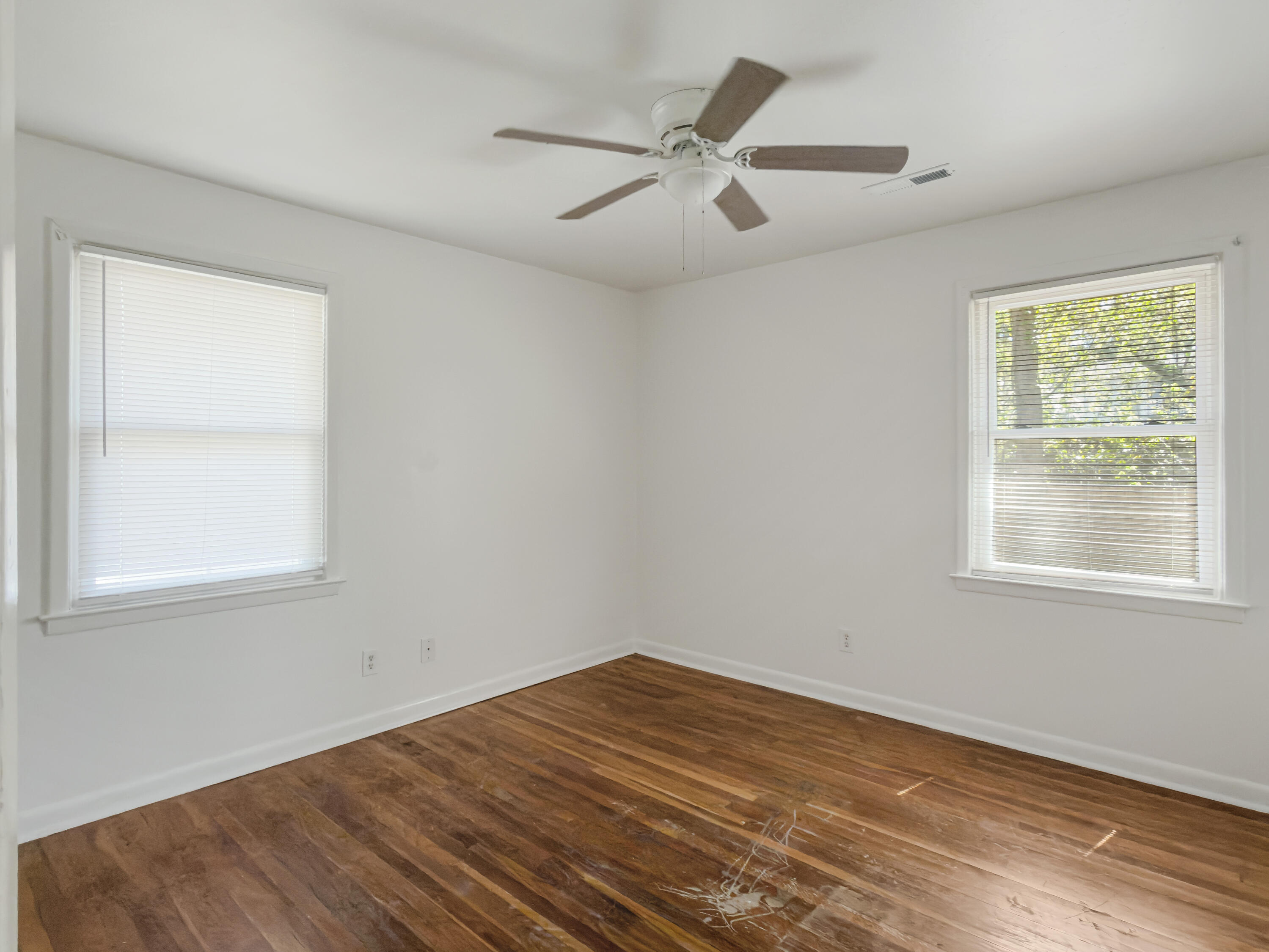 1129 Berkeley Street, Unit A Hanahan, SC 29410 - Photo 14 of 18 Photo Mar 17 2026, 1 41 35 PM