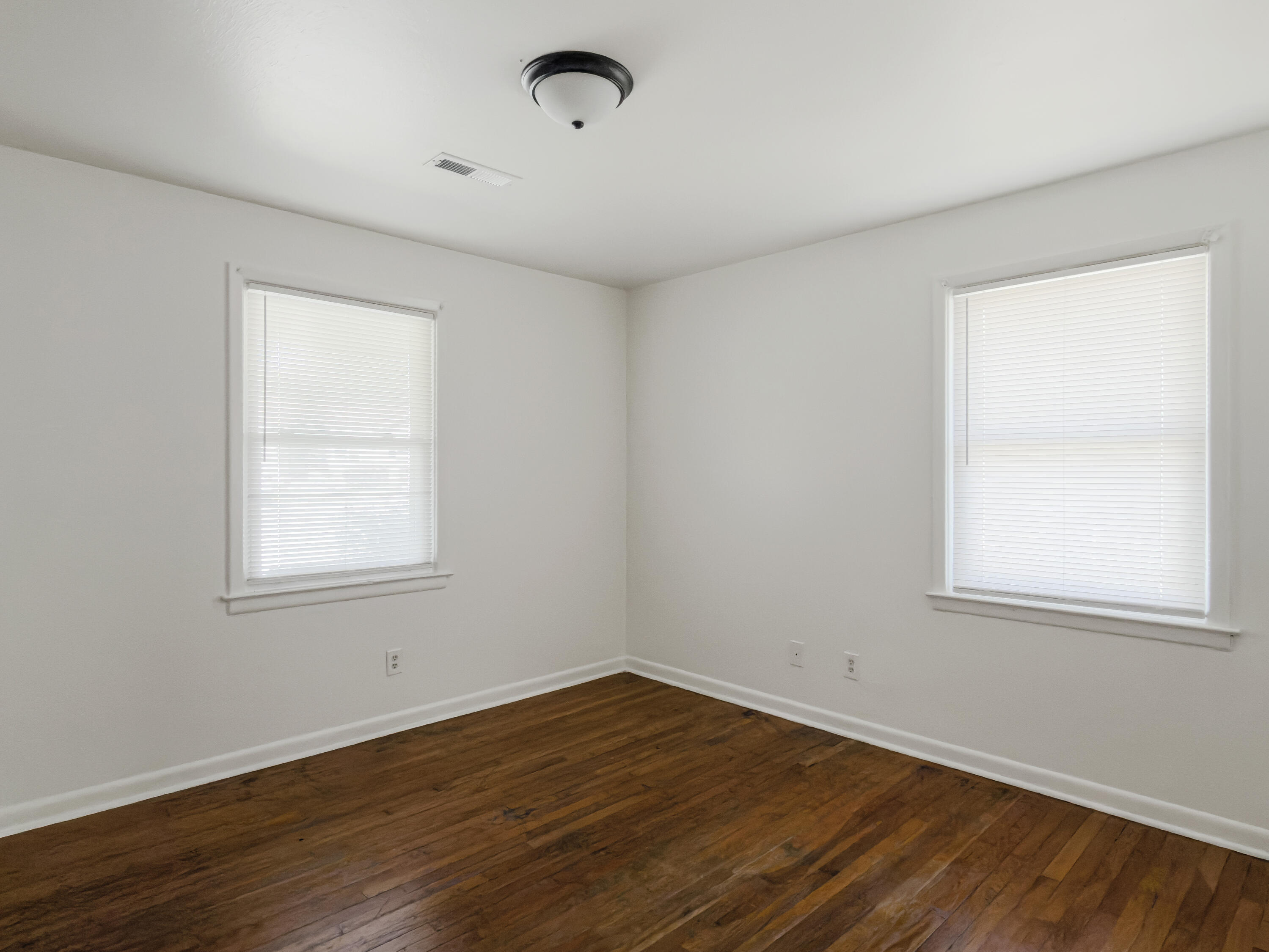 1129 Berkeley Street, Unit A Hanahan, SC 29410 - Photo 16 of 18 Photo Mar 17 2026, 1 41 55 PM