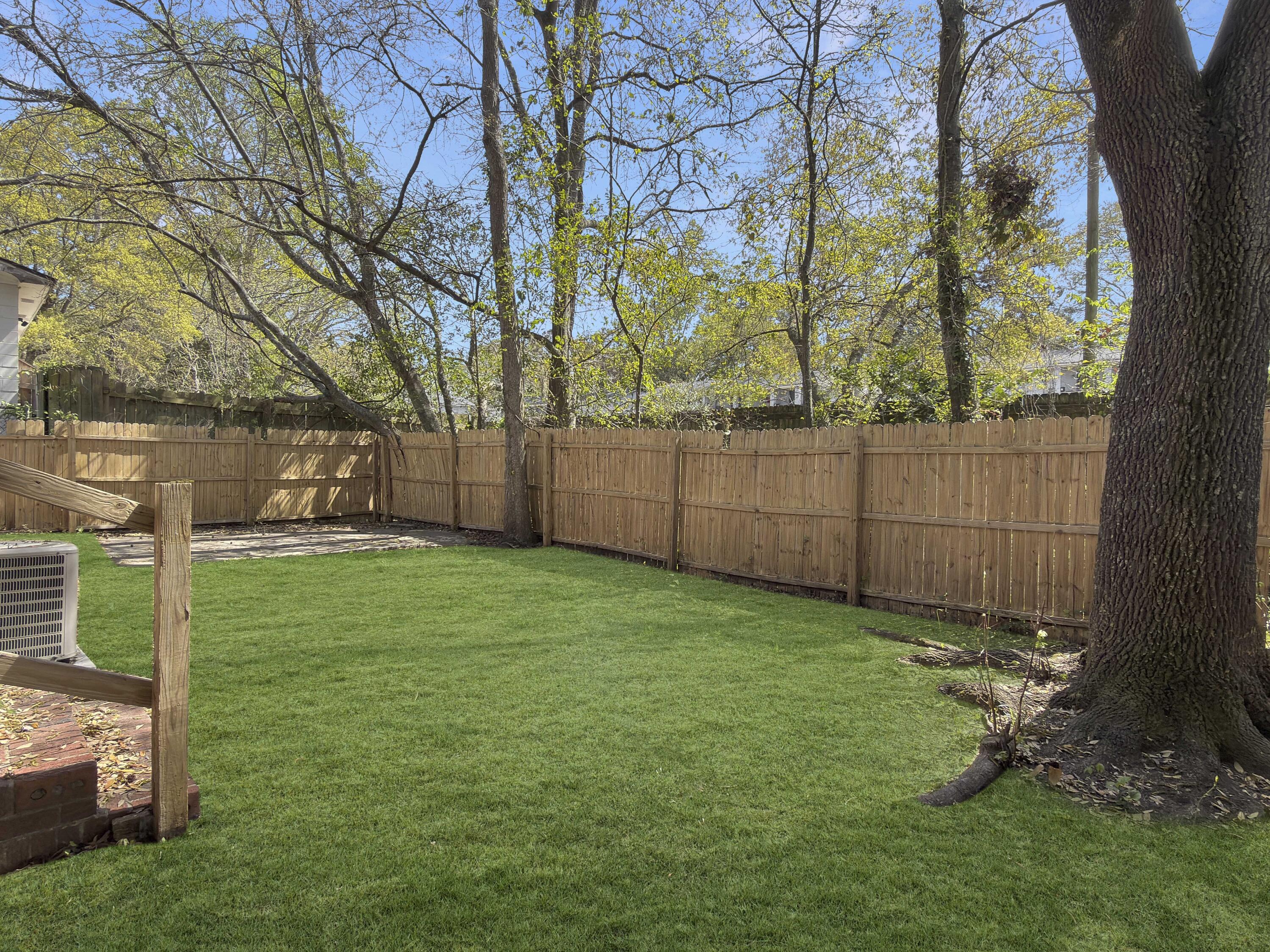 1129 Berkeley Street, Unit A Hanahan, SC 29410 - Photo 3 of 18 IMG_0621