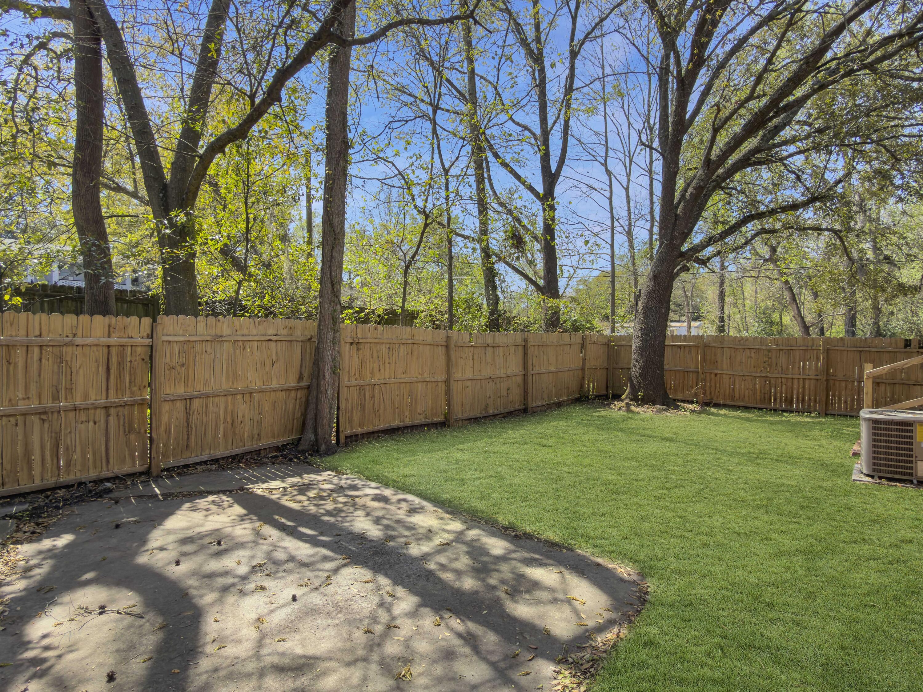 1129 Berkeley Street, Unit A Hanahan, SC 29410 - Photo 6 of 18 IMG_0624