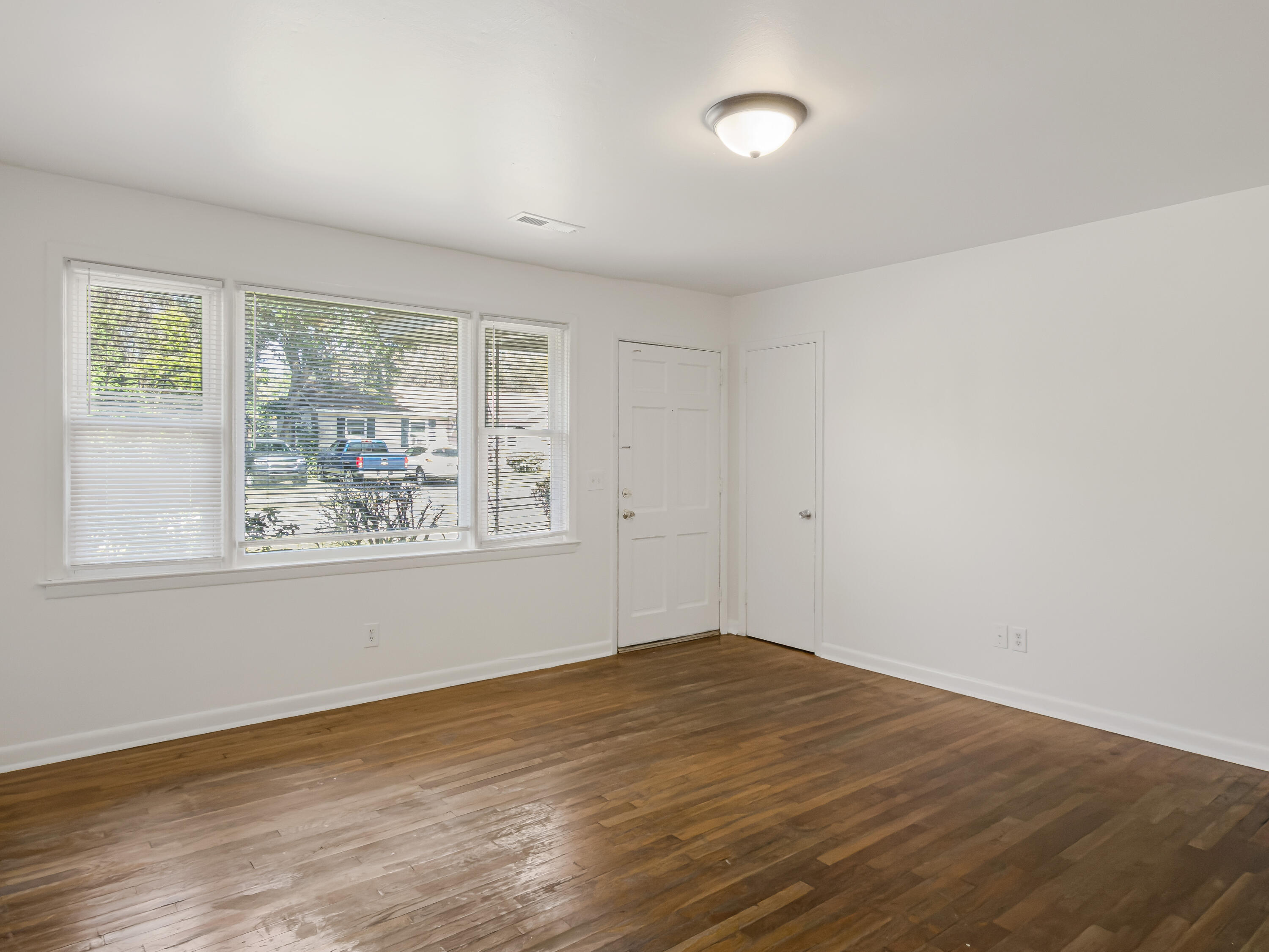 1129 Berkeley Street, Unit A Hanahan, SC 29410 - Photo 8 of 18 Photo Mar 17 2026, 1 42 53 PM