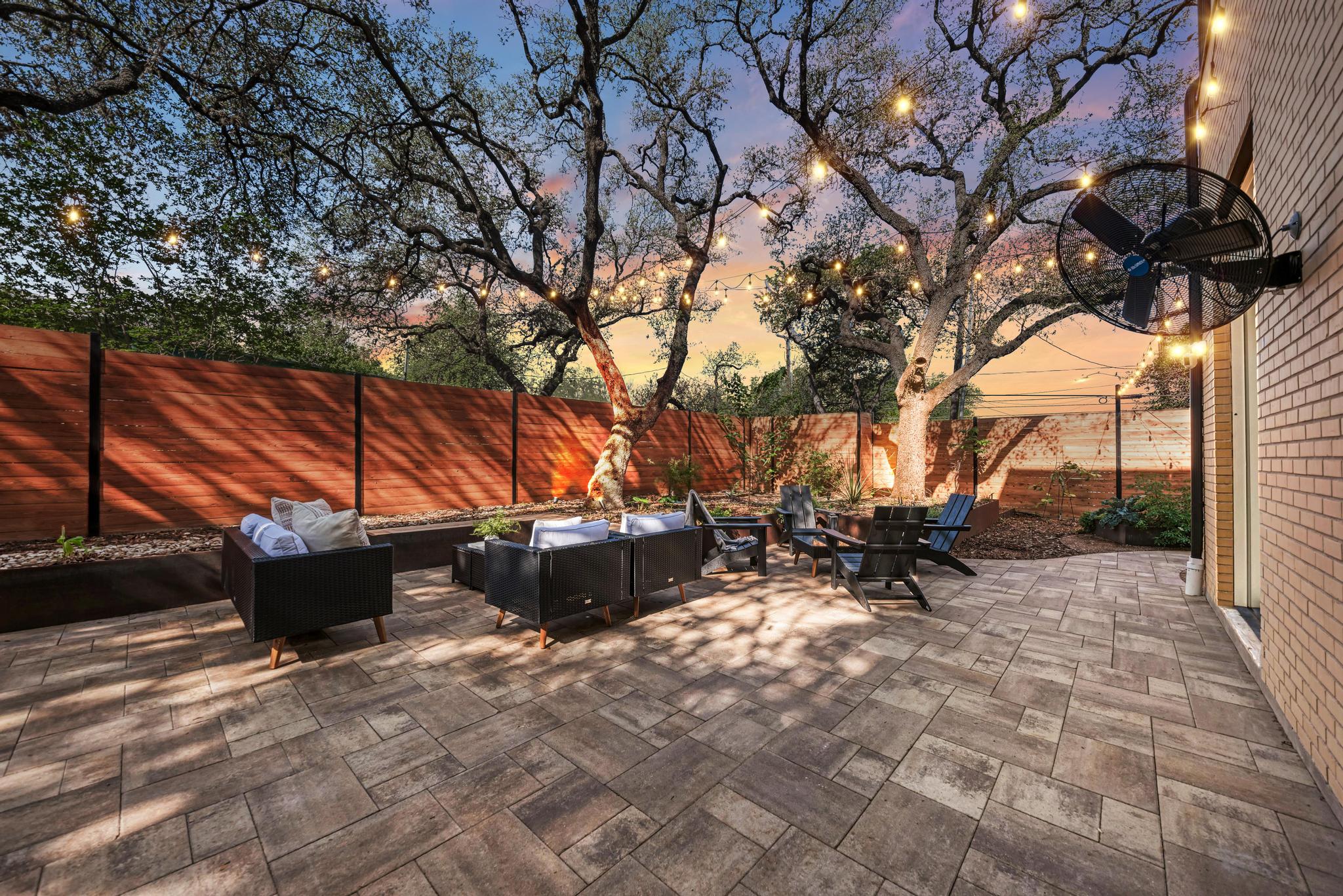 2308 Forest Avenue Austin, TX 78704 - Photo 3 of 40
