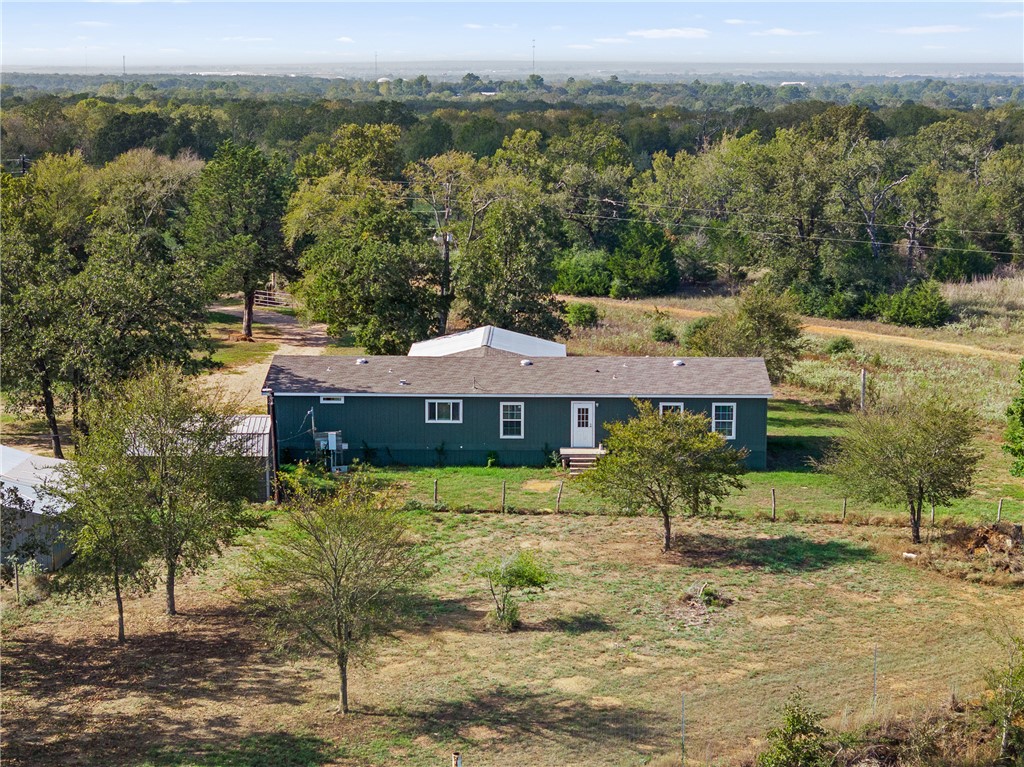 9556 West Henry Prairie Road Hearne, TX 77859 - Photo 35 of 42 Gallery Image 35