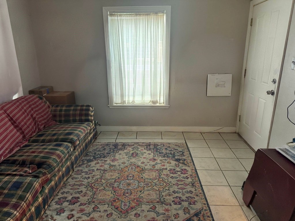 6417 Rolla Street Houston, TX 77055 - Photo 2 of 6