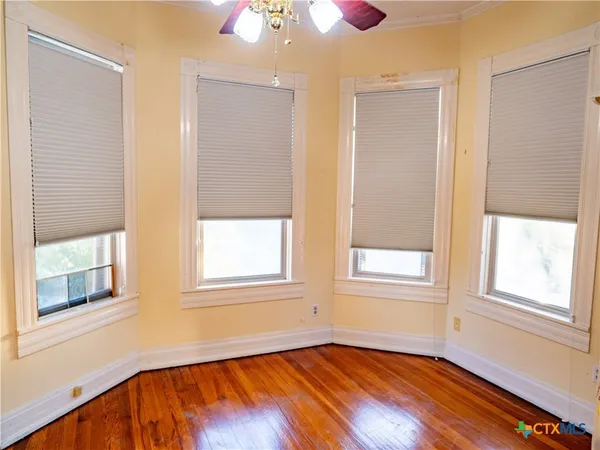 $385,500 | 408 East Reuss Boulevard, Cuero, TX 77954