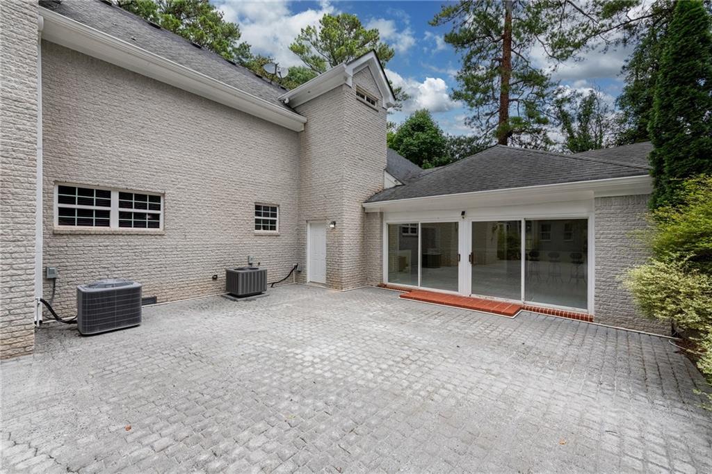 680 West Paces Ferry Road Northwest Atlanta, GA 30327 - Photo 47 of 48 Gallery Image 47