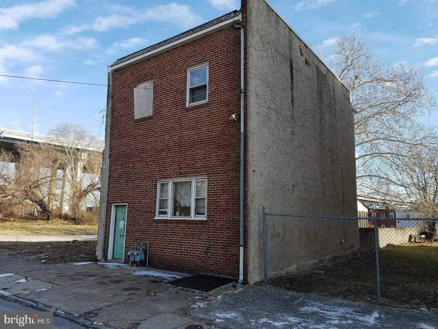 1905 West 3rd Street Chester, PA 19013 - Photo 2 of 18