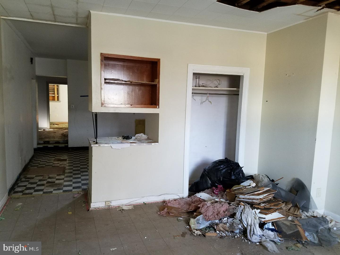 1905 West 3rd Street Chester, PA 19013 - Photo 4 of 18