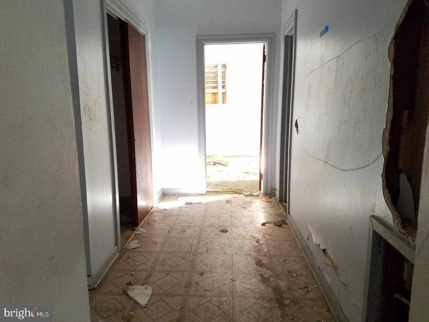 1905 West 3rd Street Chester, PA 19013 - Photo 6 of 18