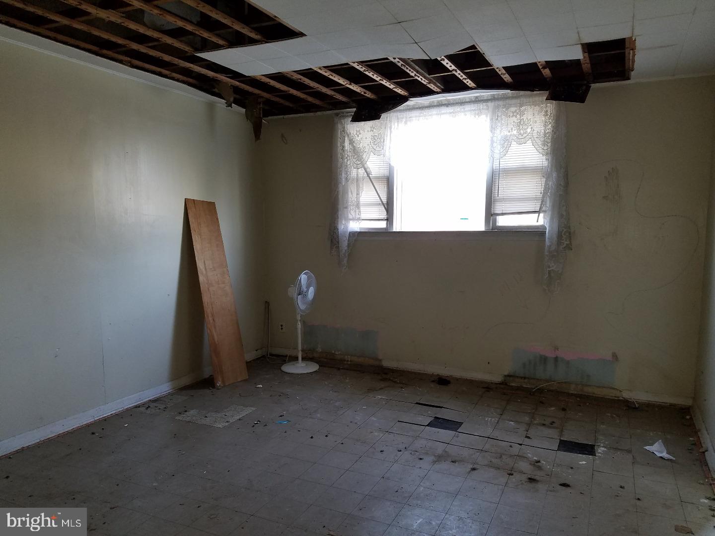 1905 West 3rd Street Chester, PA 19013 - Photo 9 of 18