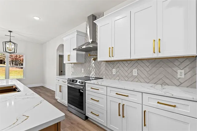 $599,995 | 3715 Cameron Circle, Gainesville, GA 30506