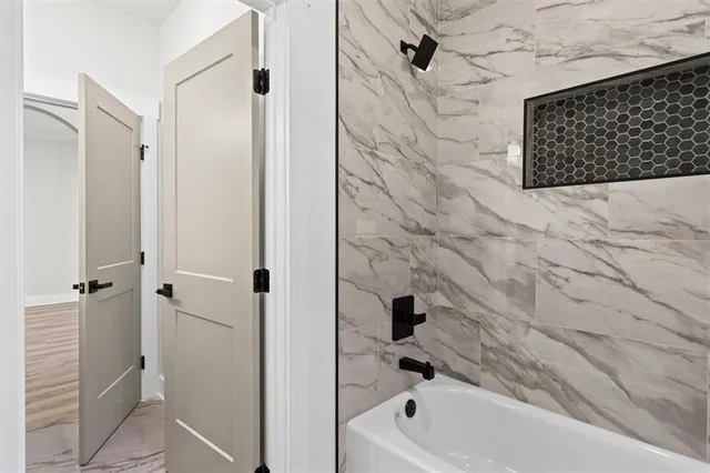 $599,995 | 3715 Cameron Circle, Gainesville, GA 30506