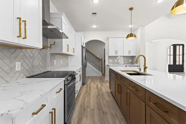 $599,995 | 3715 Cameron Circle, Gainesville, GA 30506