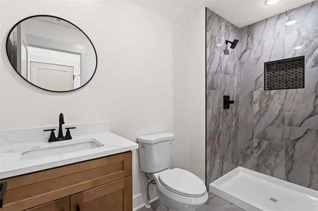 $599,995 | 3715 Cameron Circle, Gainesville, GA 30506