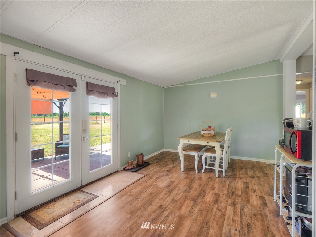 17145 Canal Road Southeast Yelm, WA 98597 - Photo 11 of 37 Gallery Image 11