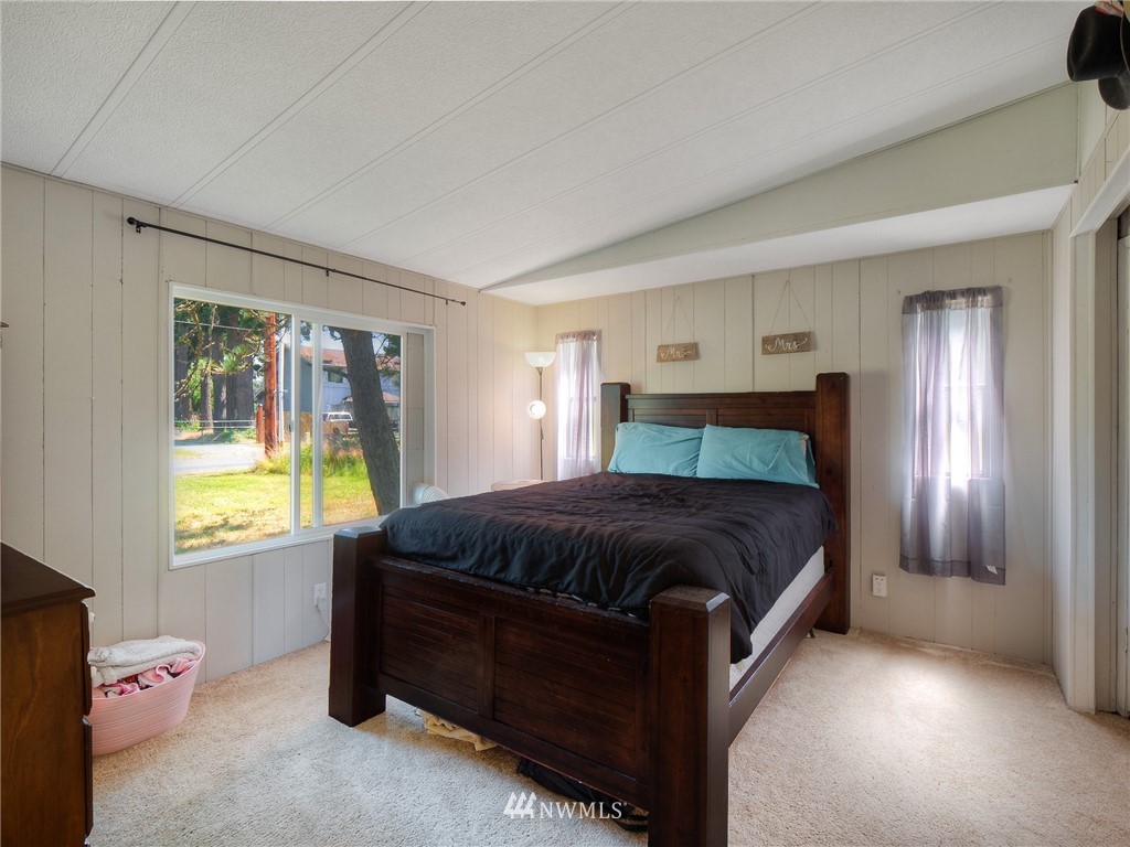17145 Canal Road Southeast Yelm, WA 98597 - Photo 13 of 37 Gallery Image 13