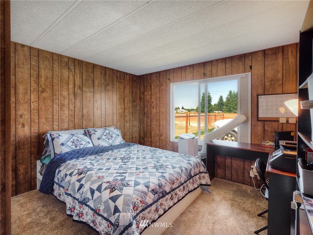 17145 Canal Road Southeast Yelm, WA 98597 - Photo 15 of 37 Gallery Image 15