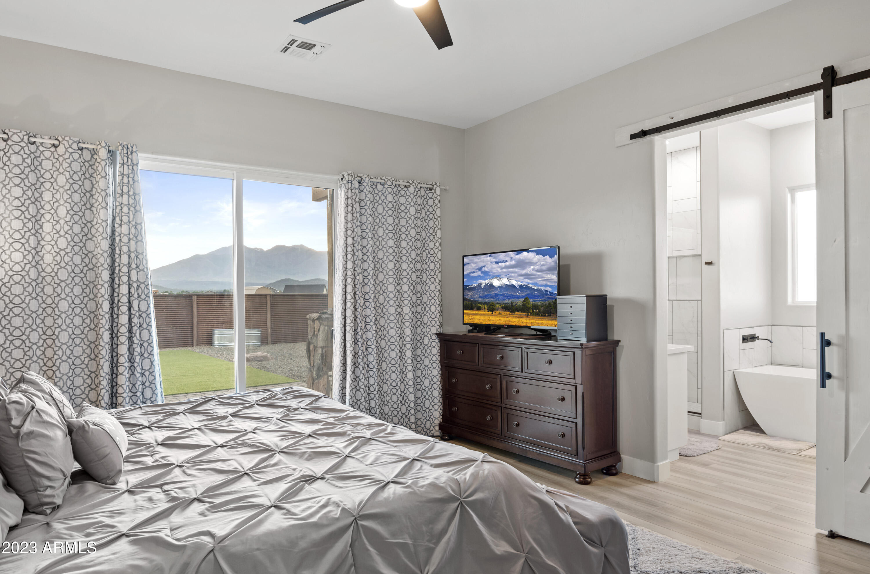 9784 Girard Road Flagstaff, AZ 86004 - Photo 11 of 32 DSC_7092
