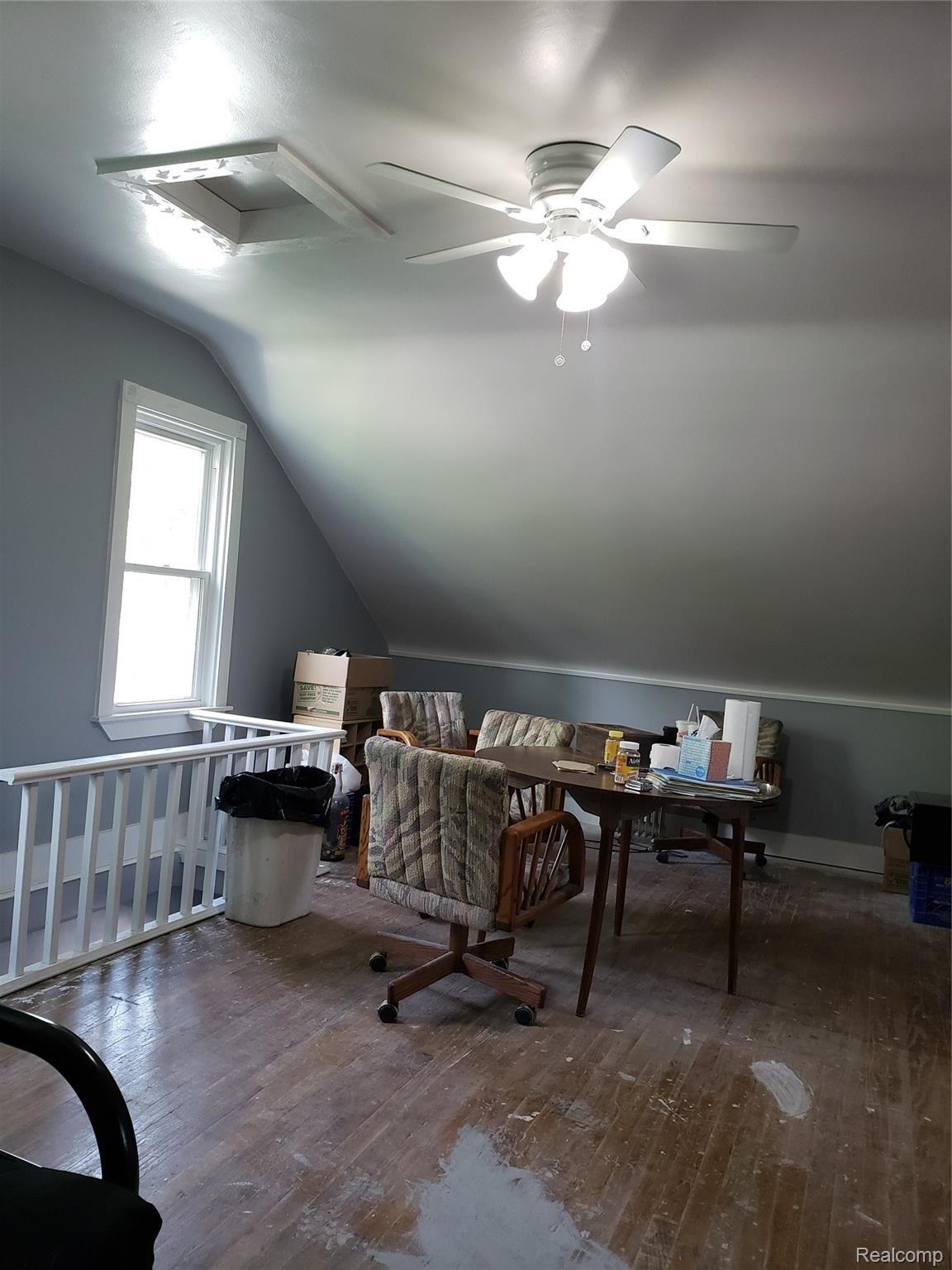 8231 Rivard Avenue Warren, MI 48089 - Photo 10 of 21 LRupper.jpg