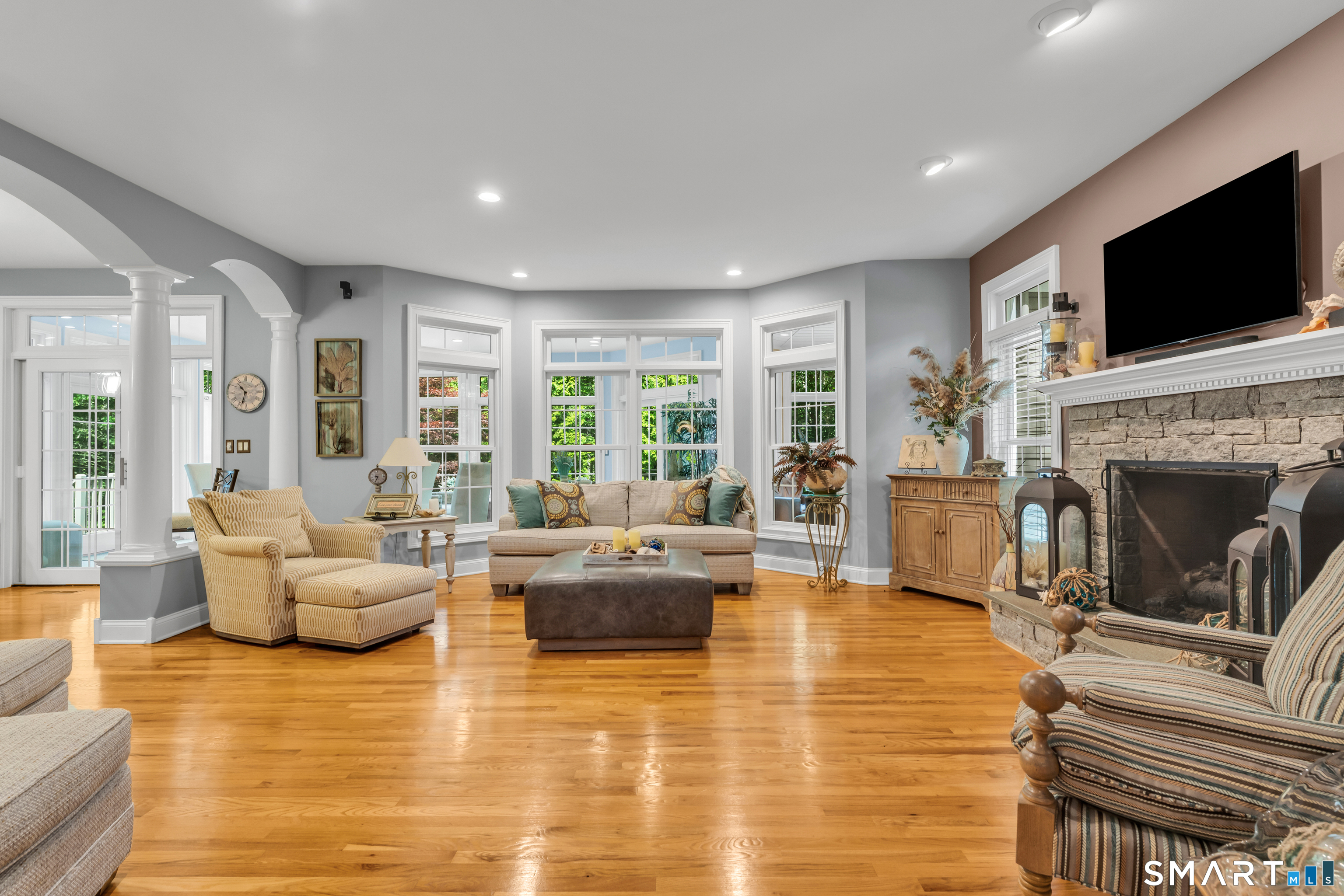 11 Timber Lane Guilford, CT 06437 - Photo 8 of 39 Gas Fireplace