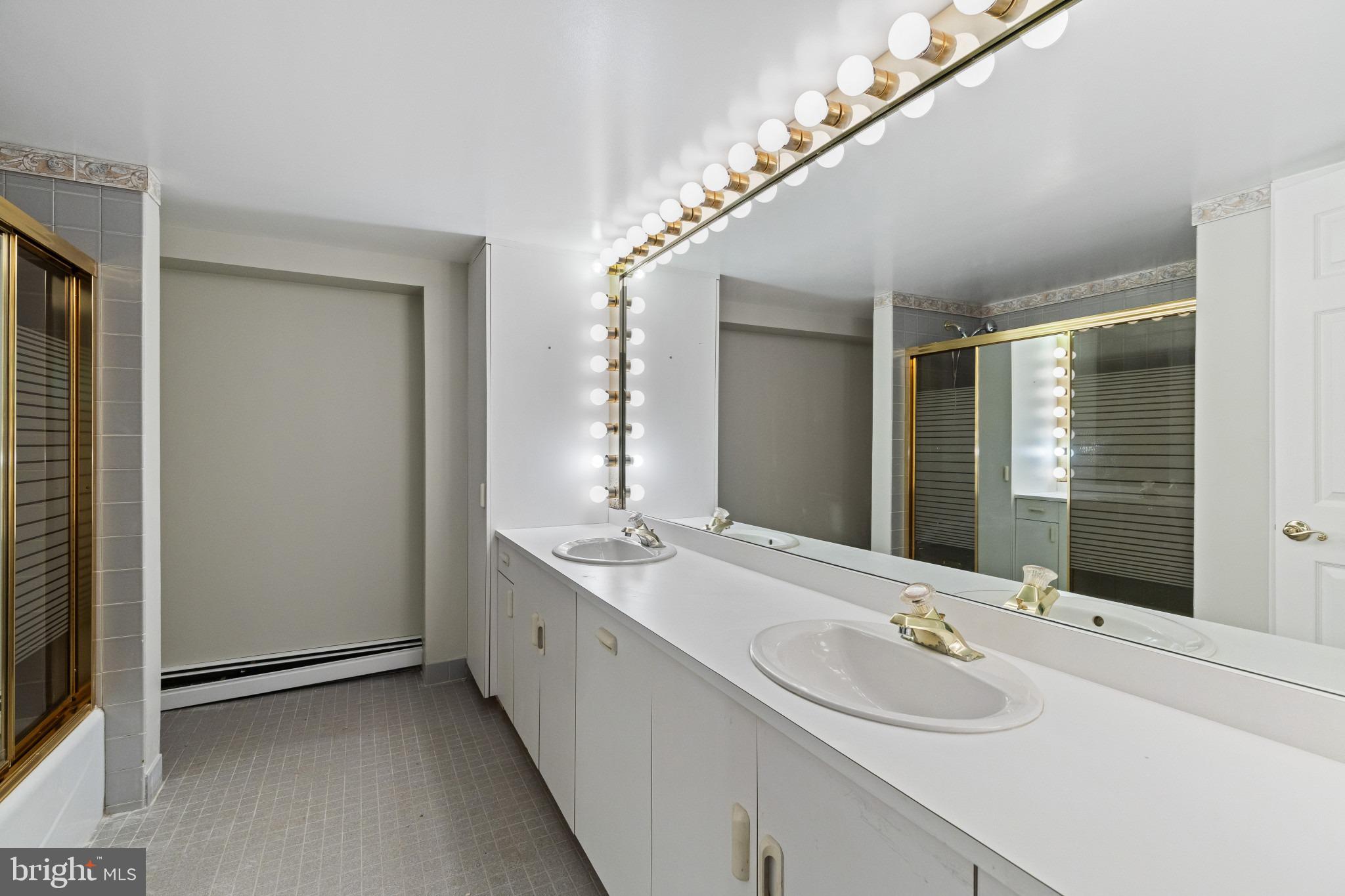 4 Tower Road Severna Park, MD 21146 - Photo 28 of 49 Lower level bath
