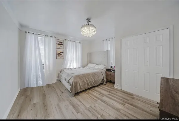 $1,200,000 | 3205 Lafayette Avenue | Throgs Neck