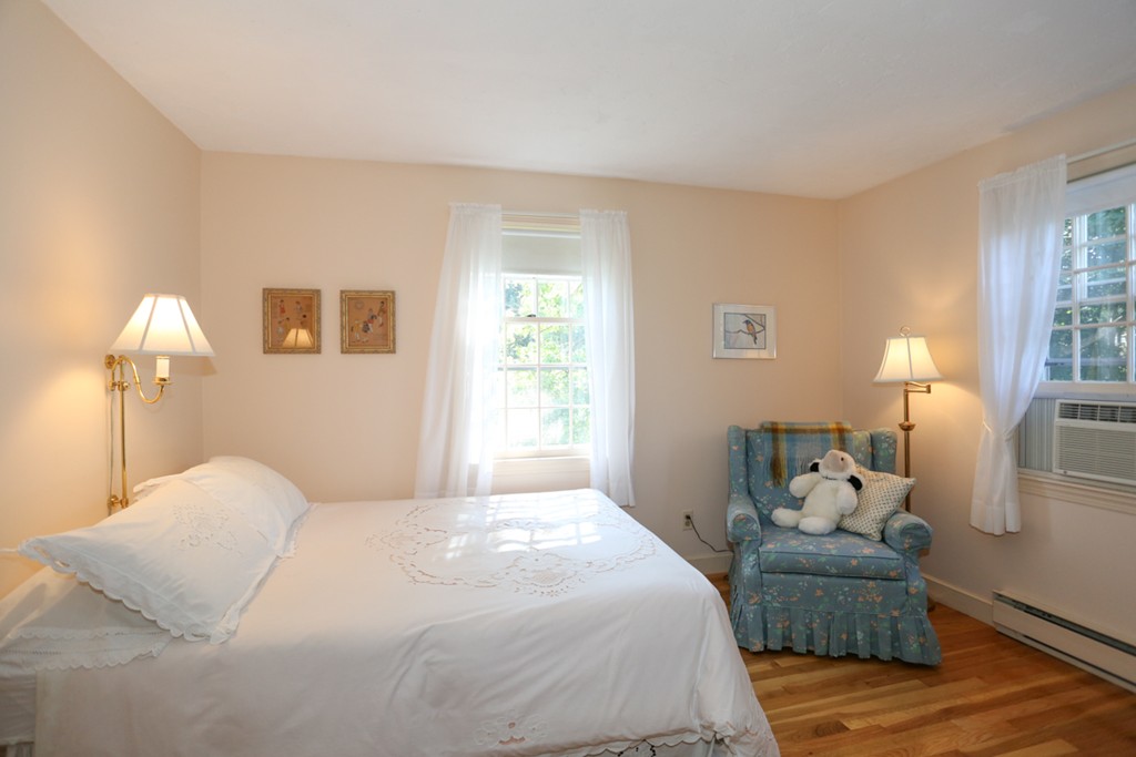 21 Stewart Road Needham, MA 02492 - Photo 20 of 28 Gallery Image 20