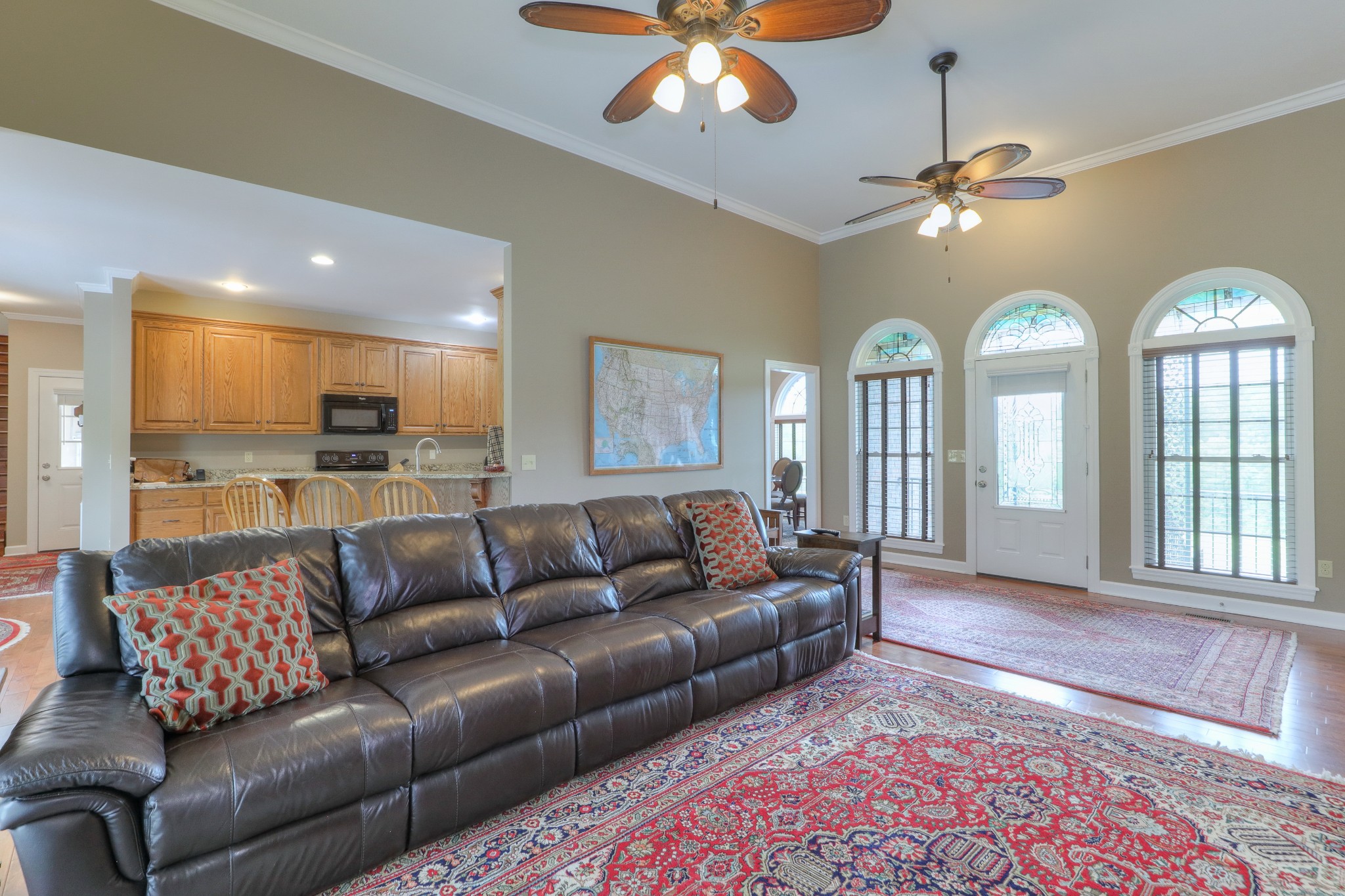 465 North Commerce Road Watertown, TN 37184 - Photo 10 of 47 a living room with furniture and a chandelier