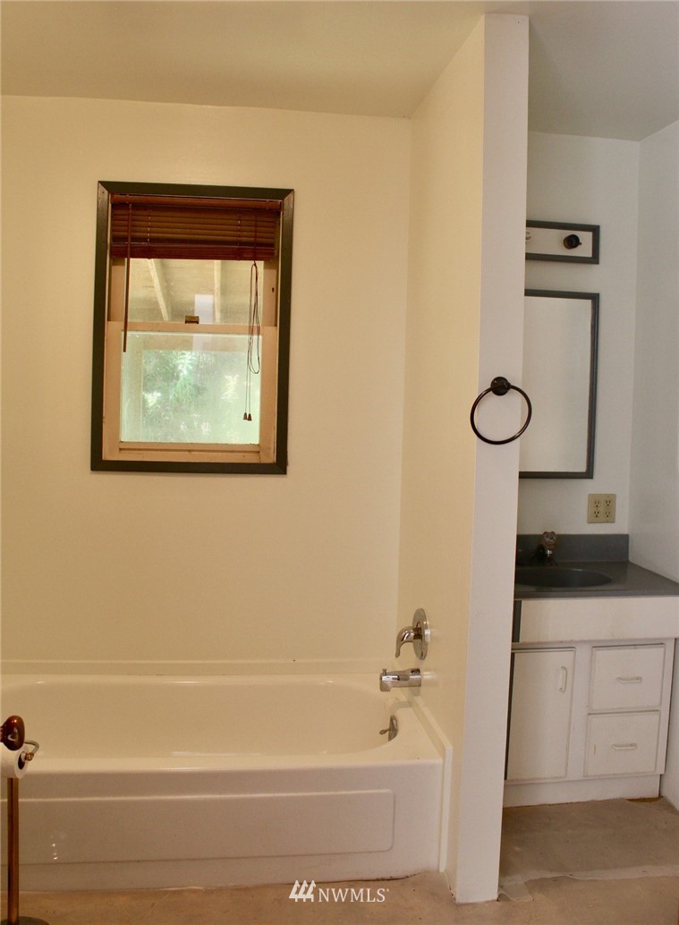 2690 Burnt Valley Road Chewelah, WA 99109 - Photo 5 of 22 Gallery Image 5
