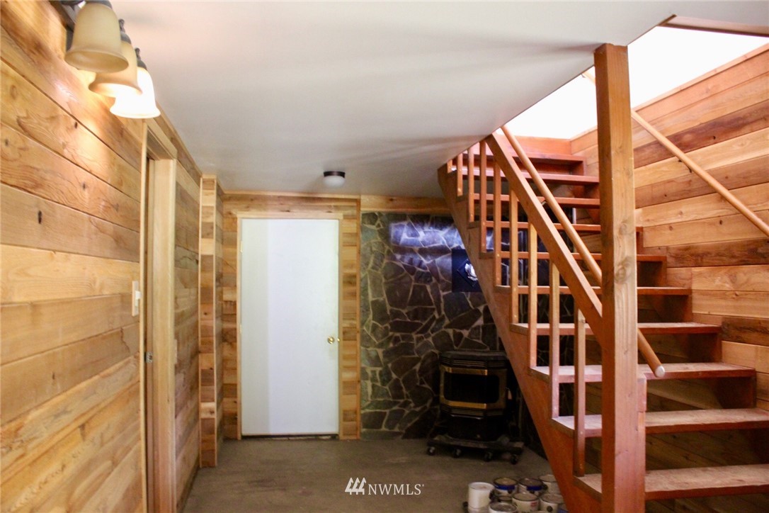 2690 Burnt Valley Road Chewelah, WA 99109 - Photo 6 of 22 Gallery Image 6