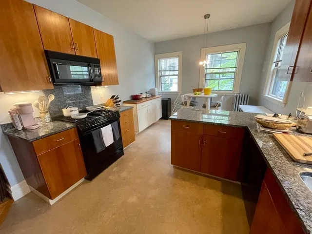 $3,000 | 79 Aspinwall Avenue, Unit 1, Brookline, MA 02446