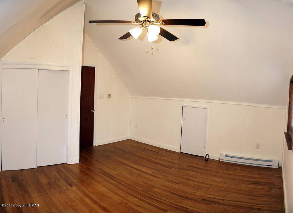 128 Selig Road Pocono Lake, PA 18347 - Photo 17 of 21 128 Selig Front Bedroom