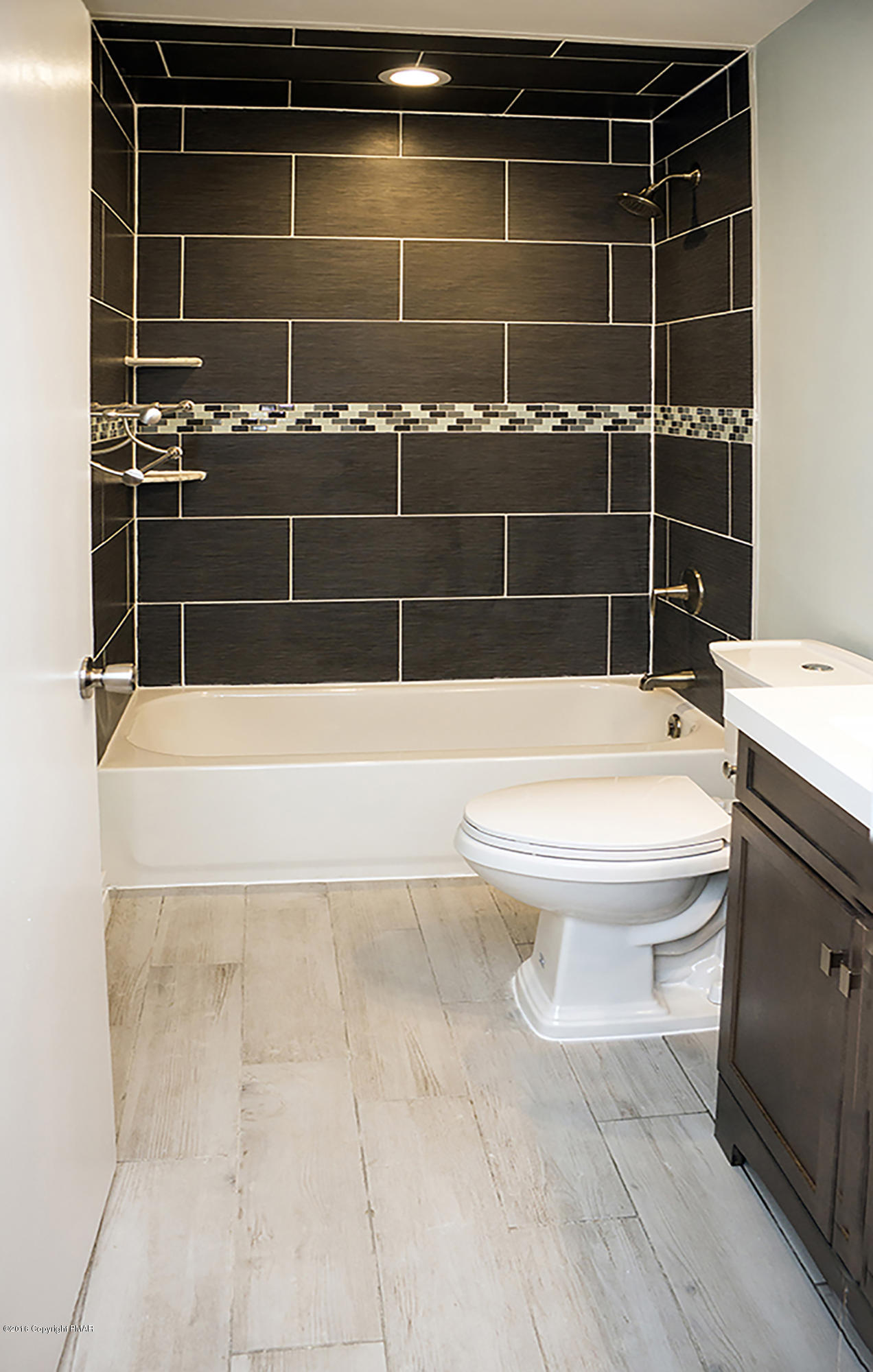 128 Selig Road Pocono Lake, PA 18347 - Photo 19 of 21 128 Selig Bath Pic 1