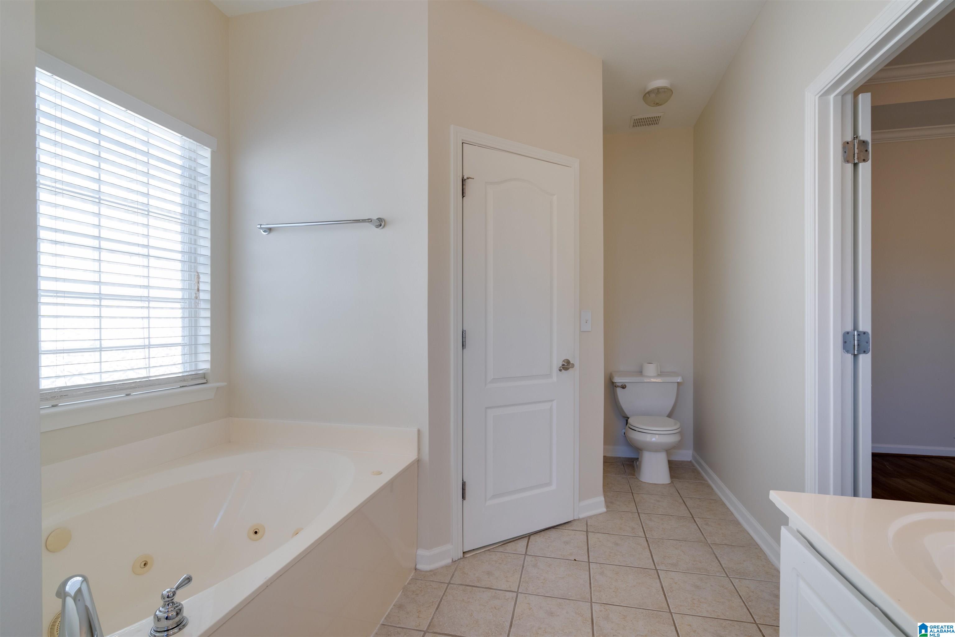 222 High Ridge Drive Pelham, AL 35124 - Photo 13 of 19